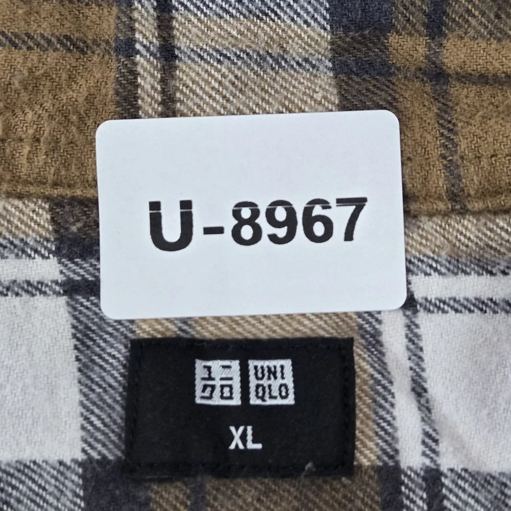 Uniqlo‎ Men Button Up Shirt XL Brown Plaid Flannel Casual Long Sleeve